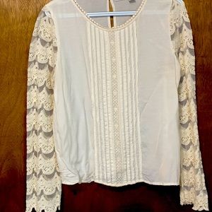 M Hinge blouse